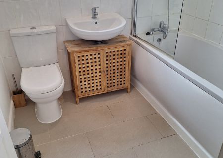 400585291 854940982989390 n